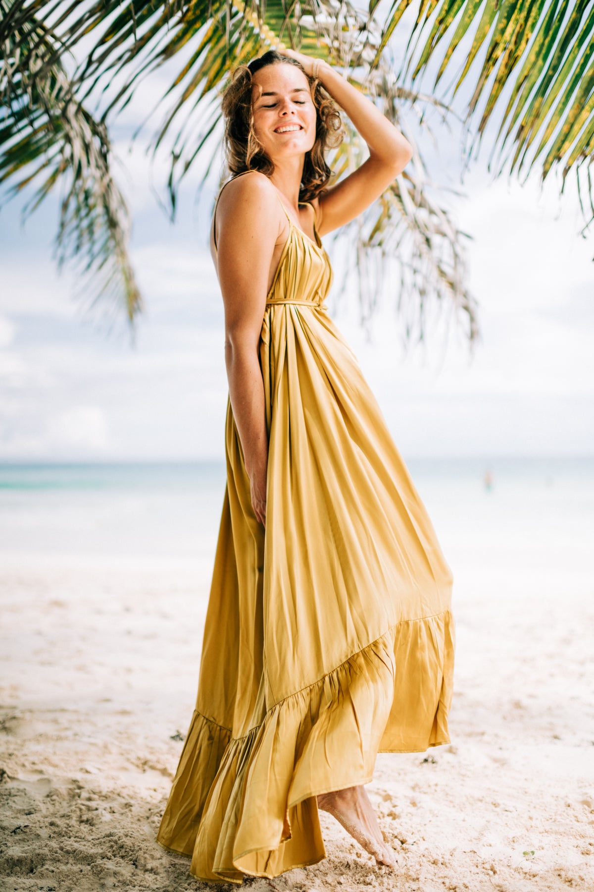 Silk Beach Dress Digital Printed Silk Beach Wear Women Halter Neck Maxi Dress At Silk Beach Dress Digital Printed Silk Beach Wear Women Halter Neck Maxi Dress At